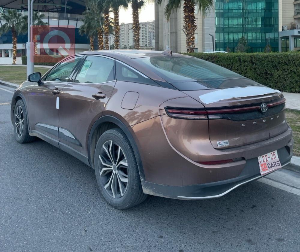 تۆیۆتا کراون